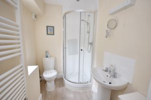 Ensuite- click for photo gallery